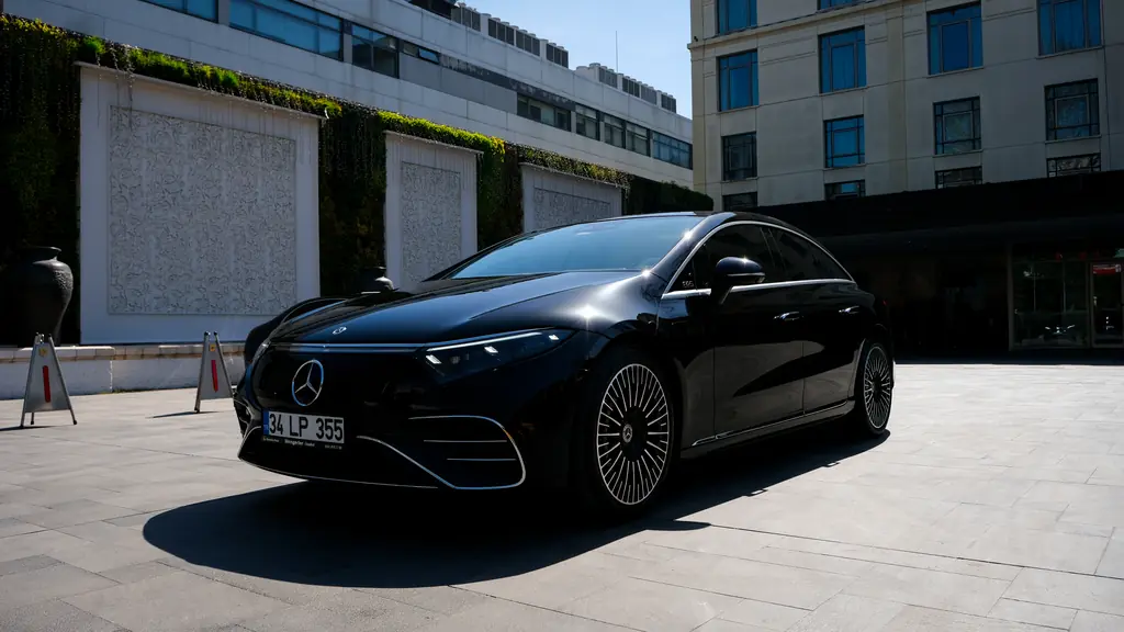 Chauffeur service for Istanbul luxury hotels